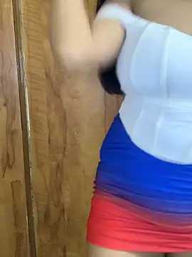 Snapshot of Doodhwaali chatting on March 2, 2025, 7:56 pm Doodhwaali online show from March 2, 2025, 7:56 pm