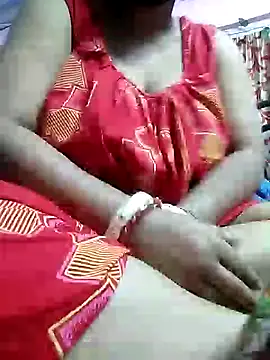 Snapshot of BERRY_00 chatting on January 28, 2025, 12:57 am BERRY 00 online show from January 28, 2025, 12:57 am