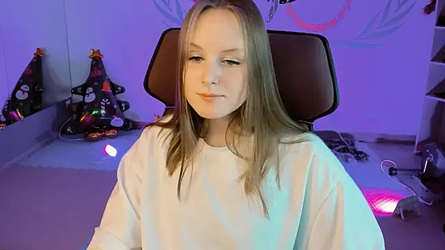 VivienLeeigh online show from December 27, 2024, 2:36 am