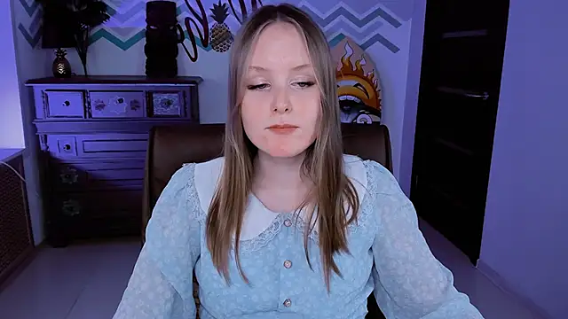 VivienLeeigh online show from March 13, 2025, 8:11 pm