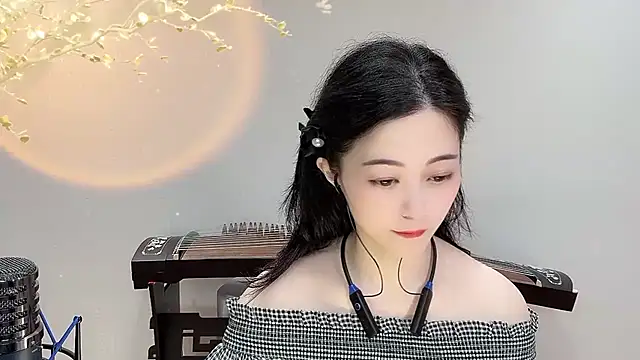 Snapshot of Tian-xin-999 chatting on September 14, 2025, 3:44 pm Tian-xin-999 online show from September 14, 2025, 3:44 pm