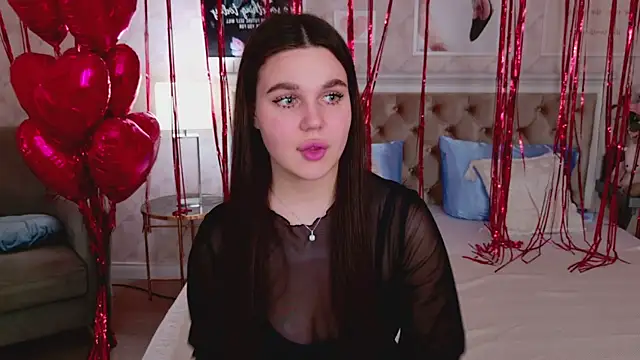 RihannaRose online show from February 11, 2025, 7:48 pm