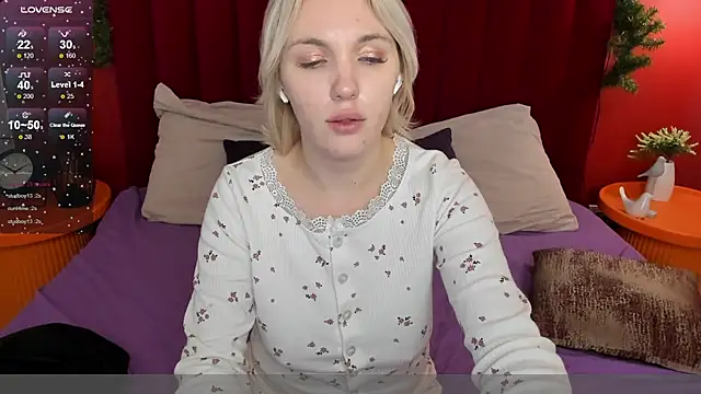 Fluffy Monica online show from January 2, 2025, 3:58 am