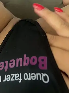 luara1988 online show from October 4, 2025, 11:19 am