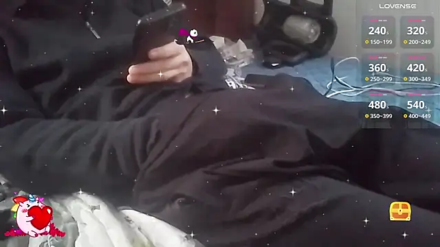 Snapshot of MIXEMKUTAKO chatting on December 30, 2024, 5:04 am MIXEMKUTAKO online show from December 30, 2024, 5:04 am