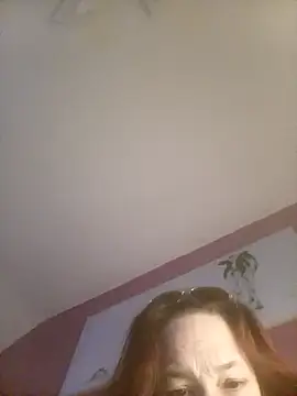 Snapshot of Fiesty_findom40 chatting on November 16, 2025, 6:08 am Fiesty findom40 online show from November 16, 2025, 6:08 am