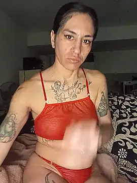 Snapshot of LaCristinatrans chatting on October 27, 2025, 6:56 pm LaCristinatrans online show from October 27, 2025, 6:56 pm