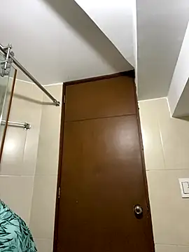 Sharongirl07 online show from October 29, 2025, 12:51 pm