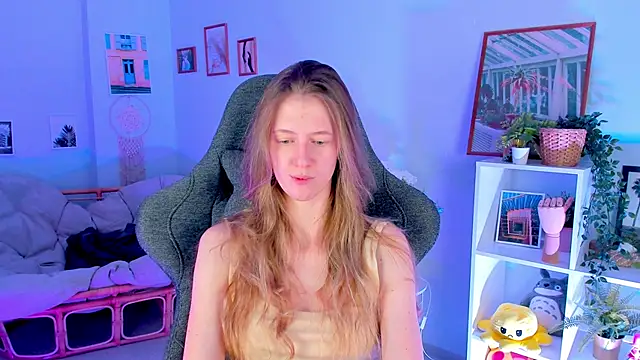 Snapshot of Sharon_Evansi chatting on March 6, 2025, 6:16 pm Sharon Evansi online show from March 6, 2025, 6:16 pm