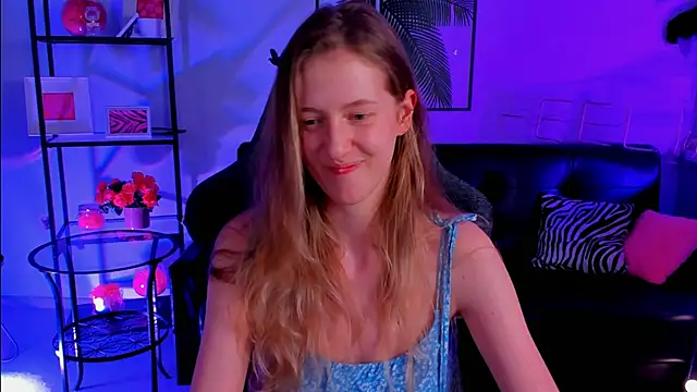 Snapshot of Sharon_Evansi chatting on March 13, 2025, 6:12 pm Sharon Evansi online show from March 13, 2025, 6:12 pm