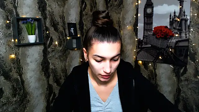 KarolinaRosse  online show from February 18, 2025, 10:49 am