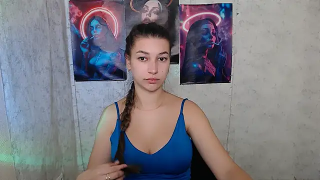 KarolinaRosse  online show from October 13, 2025, 5:40 am