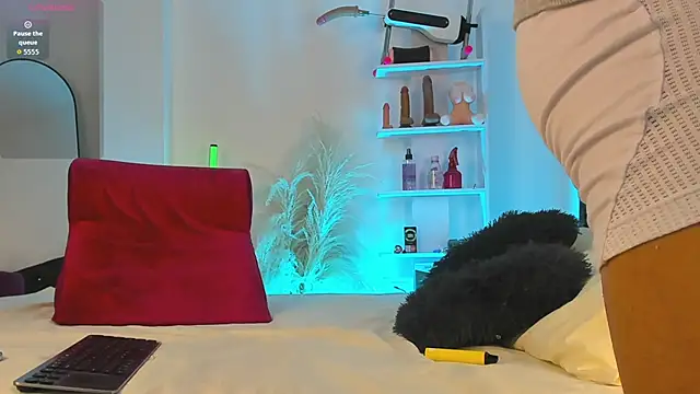 Snapshot of Duriel_ chatting on September 9, 2025, 4:50 pm Duriel  online show from September 9, 2025, 4:50 pm