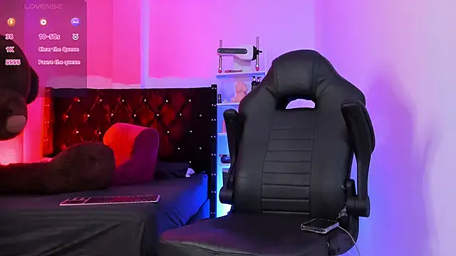 Duriel  online show from December 2, 2025, 6:36 pm