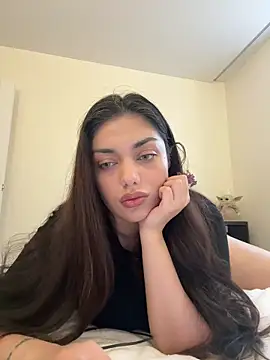 Sweet Khalifa  online show from December 15, 2024, 12:17 pm