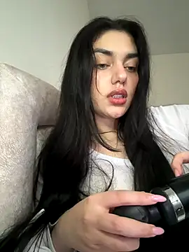 Sweet Khalifa  online show from October 9, 2025, 1:09 pm