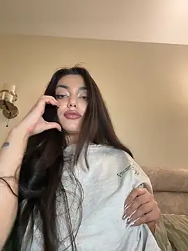 Sweet Khalifa  online show from November 29, 2025, 3:15 pm