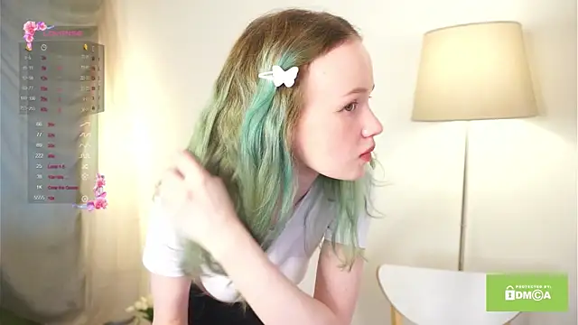 Snapshot of evkasup chatting on March 19, 2025, 2:57 pm evkasup online show from March 19, 2025, 2:57 pm