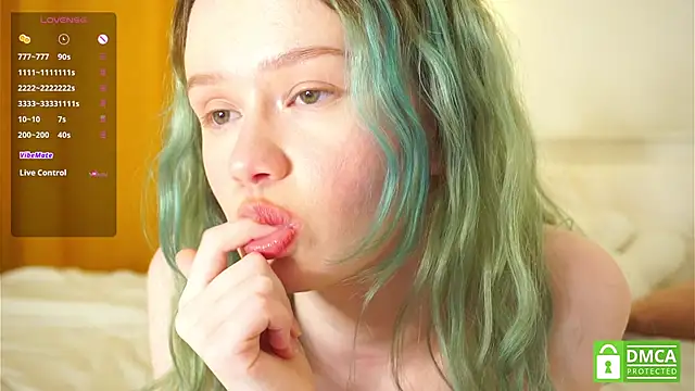 Snapshot of evkasup chatting on March 22, 2025, 8:59 pm evkasup online show from March 22, 2025, 8:59 pm