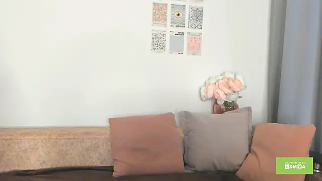 Snapshot of evkasup chatting on November 13, 2025, 8:19 pm evkasup online show from November 13, 2025, 8:19 pm