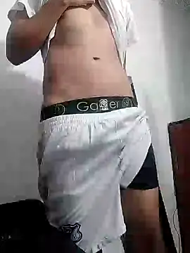 Snapshot of Fexdram_ chatting on December 5, 2024, 4:53 am Fexdram online show from December 5, 2024, 4:53 am