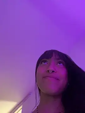 bonnie 18x online show from March 4, 2025, 5:42 am