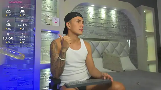 Aron Bolt online show from January 17, 2025, 1:24 pm