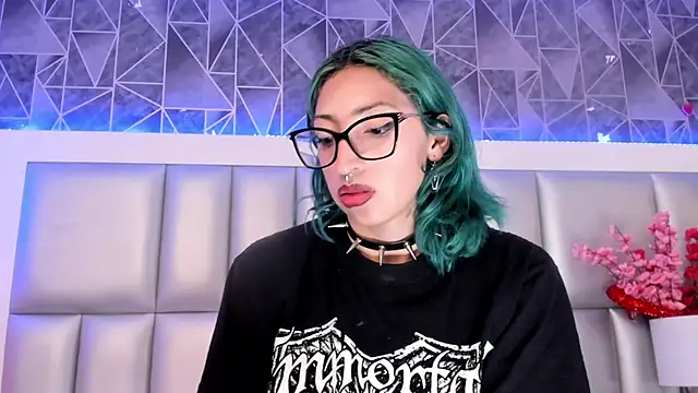 Im gaia online show from February 28, 2025, 7:35 pm