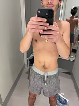 Snapshot of Dylansd chatting on December 23, 2024, 11:06 pm Dylansd online show from December 23, 2024, 11:06 pm