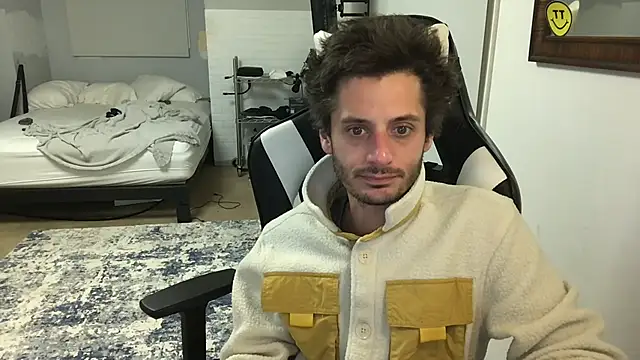 Snapshot of Dylansd chatting on December 27, 2024, 12:29 am Dylansd online show from December 27, 2024, 12:29 am