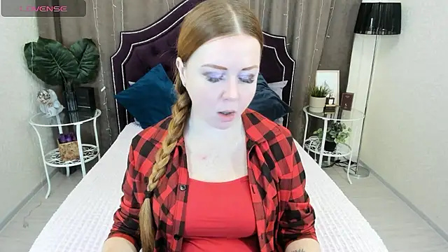 Snapshot of BettyBloom69 chatting on December 2, 2024, 4:09 am BettyBloom69 online show from December 2, 2024, 4:09 am