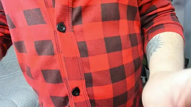 BettyBloom69 online show from December 1, 2025, 5:01 am