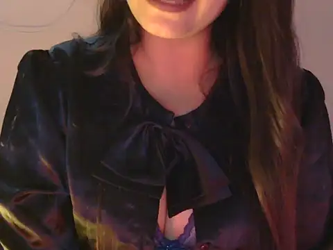 Snapshot of diva-22 chatting on November 11, 2025, 3:12 pm diva-22 online show from November 11, 2025, 3:12 pm