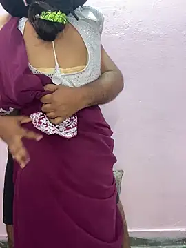 Snapshot of mickey_love chatting on March 1, 2025, 10:02 am mickey love online show from March 1, 2025, 10:02 am