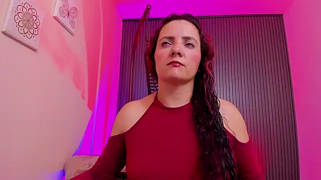 Snapshot of gaby_flow chatting on November 5, 2025, 7:30 am gaby flow online show from November 5, 2025, 7:30 am