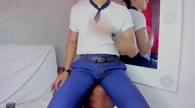 Lucii fer  online show from February 22, 2025, 5:24 pm