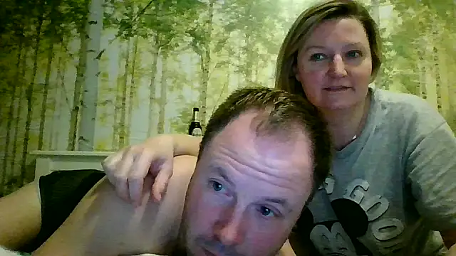 CoupleKitty online show from February 16, 2025, 9:48 pm