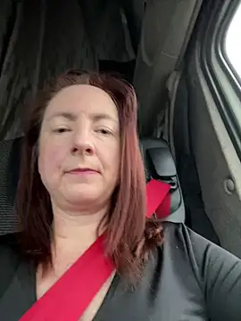 Snapshot of LouiseTswing chatting on December 21, 2024, 10:06 am LouiseTswing online show from December 21, 2024, 10:06 am