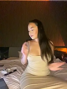 Snapshot of mayakitsune69 chatting on October 5, 2025, 10:13 am mayakitsune69 online show from October 5, 2025, 10:13 am