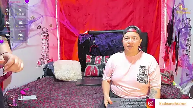 katieeandsharonn online show from October 20, 2025, 1:11 pm