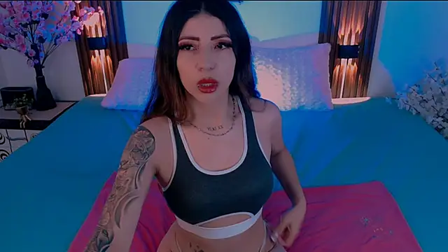 AmyHE online show from September 26, 2025, 9:24 am