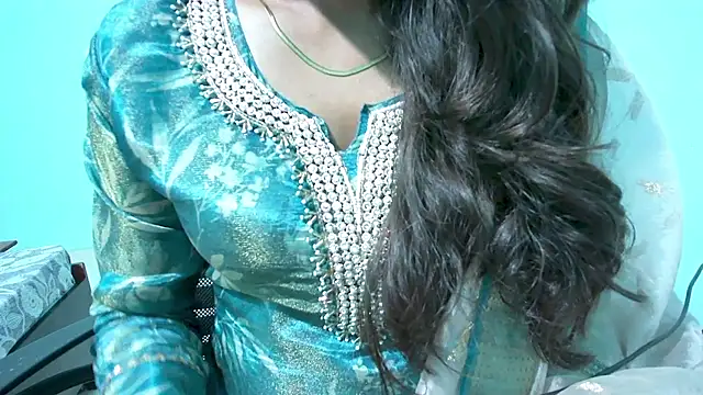 Only hunny online show from March 16, 2025, 5:07 pm