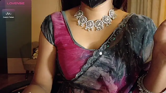 Only hunny online show from November 27, 2025, 2:02 am