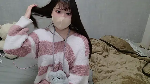 Snapshot of -SHIZUKU- chatting on January 18, 2025, 3:49 pm -SHIZUKU- online show from January 18, 2025, 3:49 pm