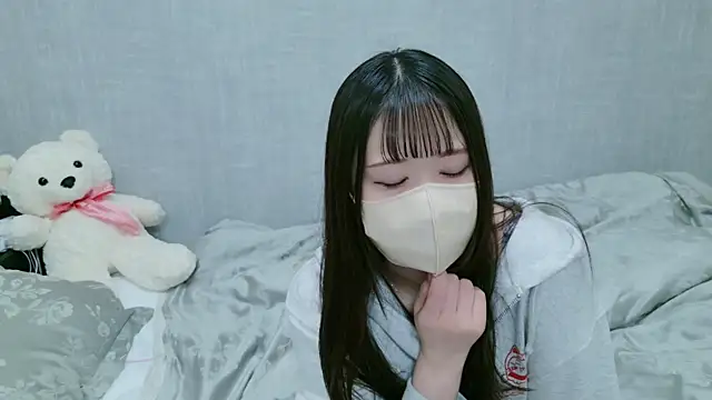 Snapshot of -SHIZUKU- chatting on February 14, 2025, 2:23 pm -SHIZUKU- online show from February 14, 2025, 2:23 pm