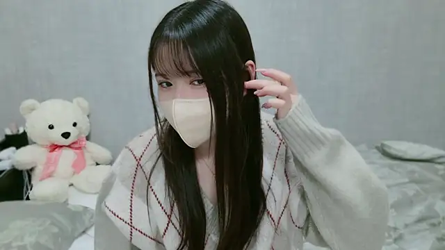 Snapshot of -SHIZUKU- chatting on March 8, 2025, 12:41 pm -SHIZUKU- online show from March 8, 2025, 12:41 pm