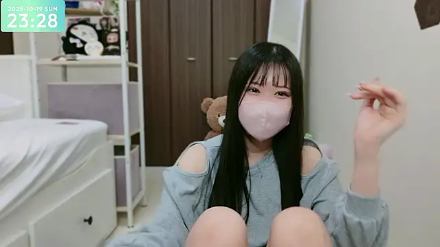 Snapshot of -SHIZUKU- chatting on October 19, 2025, 2:29 pm -SHIZUKU- online show from October 19, 2025, 2:29 pm