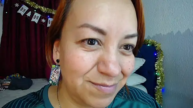 Snapshot of Delilah_Belmont chatting on January 5, 2025, 6:24 pm Delilah Belmont online show from January 5, 2025, 6:24 pm