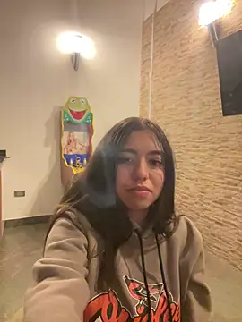 Snapshot of Lea_velle chatting on January 31, 2025, 10:20 am Lea velle online show from January 31, 2025, 10:20 am