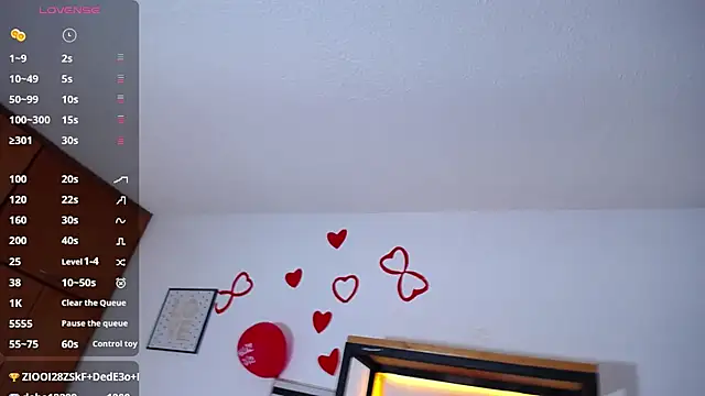 Snapshot of Lea_velle chatting on March 4, 2025, 7:08 am Lea velle online show from March 4, 2025, 7:08 am